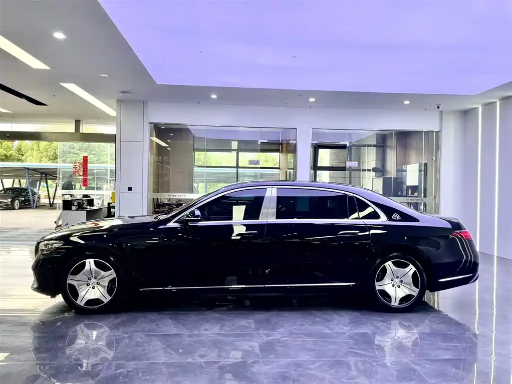 Maybach S-Class S 480 4 MATIC