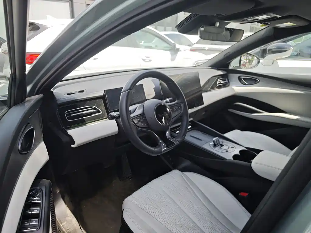 Seal 06 DM-i Smart Drive 120 KM Flagship