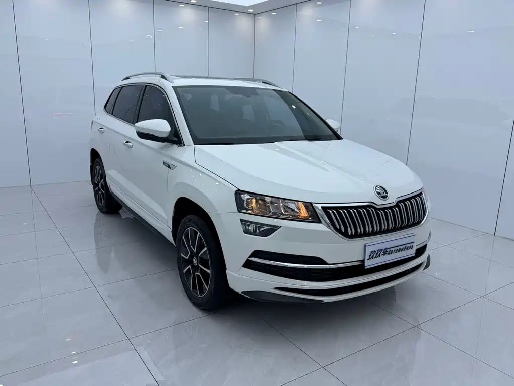Karoq TSI280 Luxury