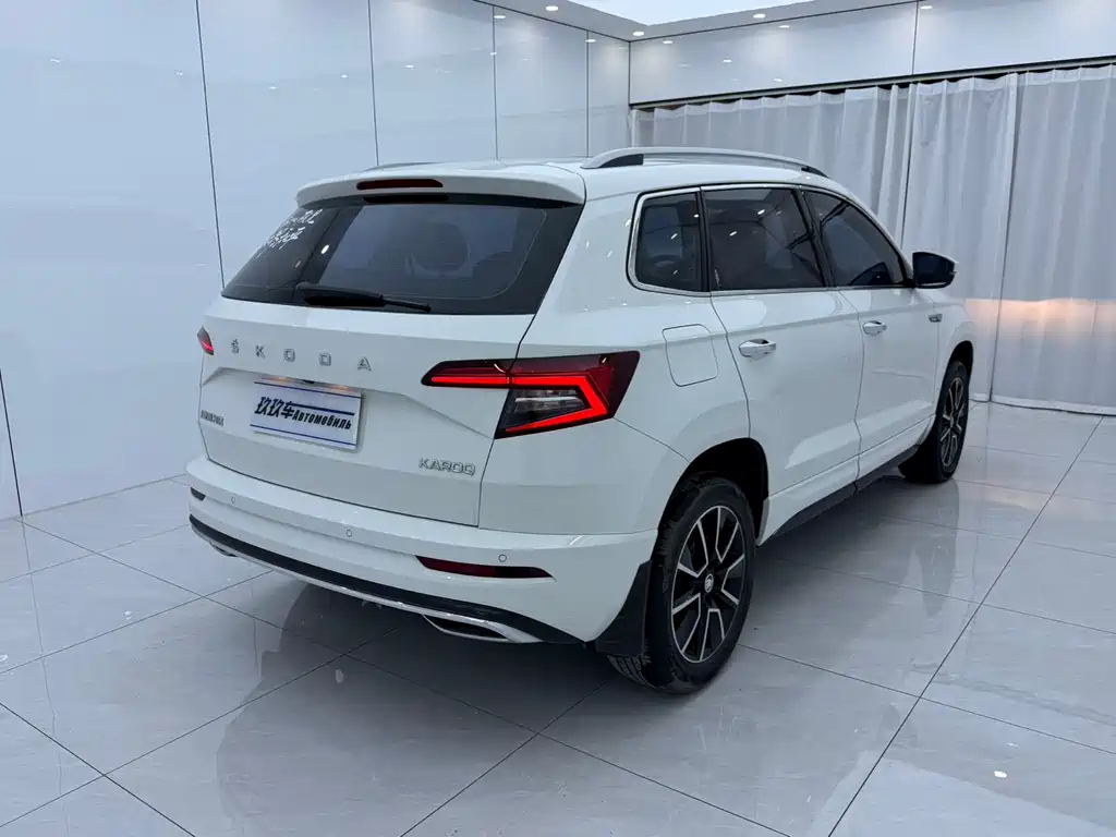 Karoq TSI280 Luxury