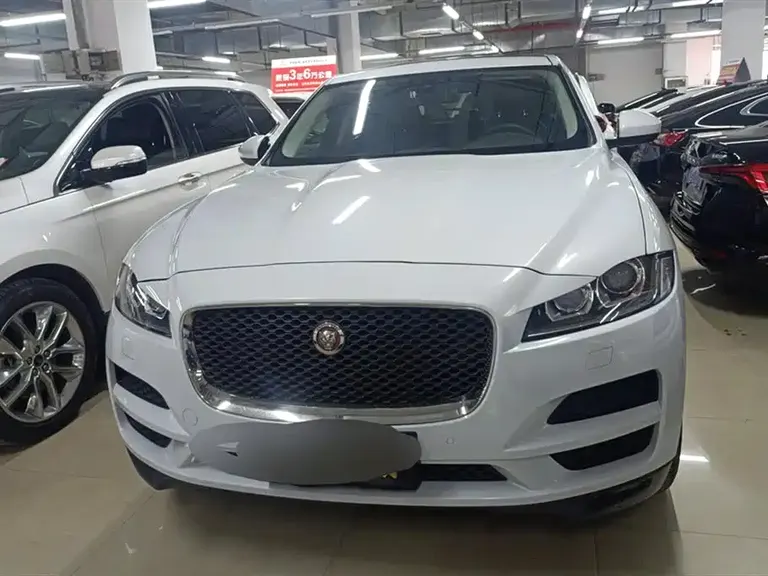Jaguar F-PACE 2.0 T 2 WD R-Sport Sport