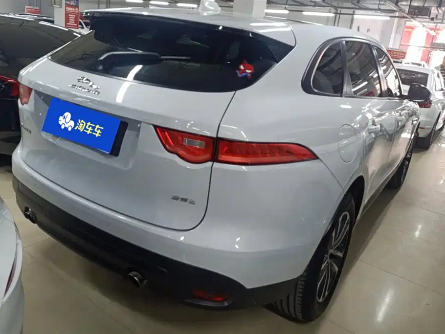 Jaguar F-PACE 2.0 T 2 WD R-Sport Sport