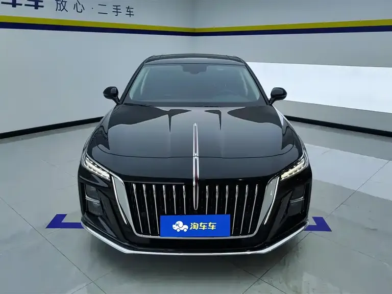 Hongqi H5 1.5 T DCT Connected Flagship Charm