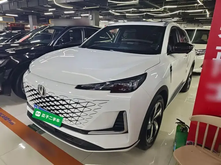 Changan CS55 PLUS 3 rd Gen 1.5 T DCT Outstanding