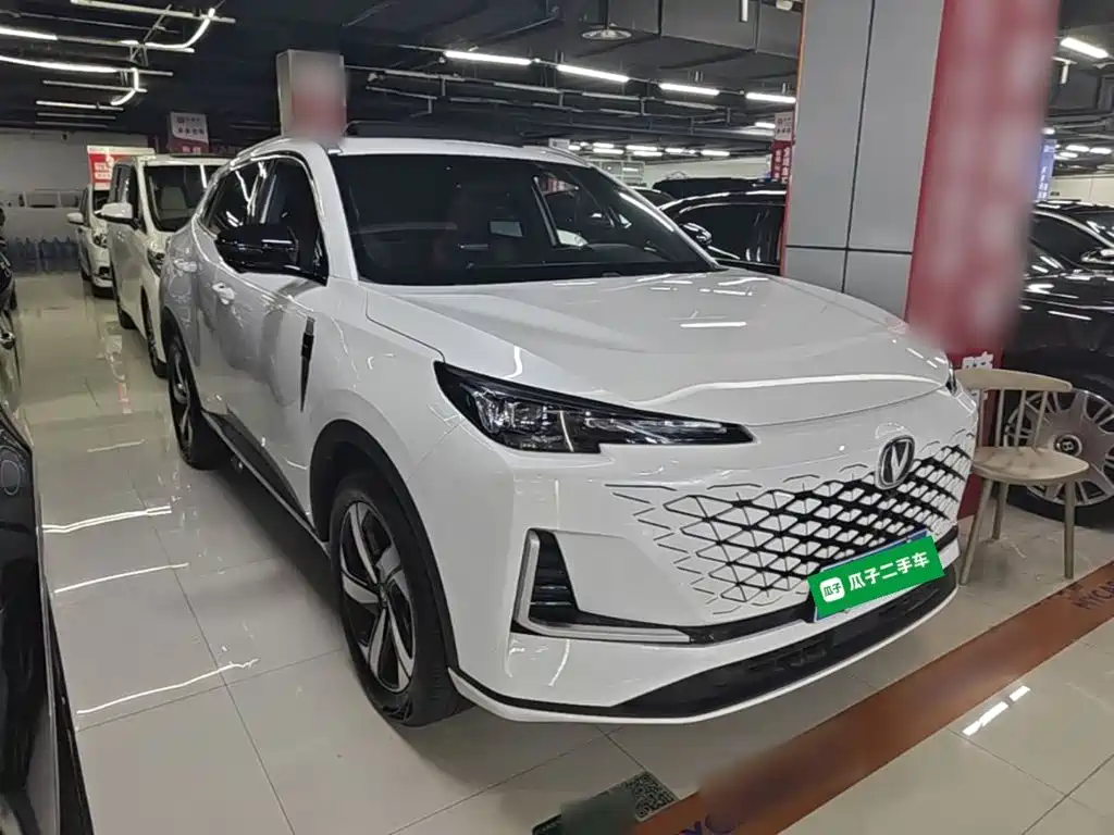 Changan CS55 PLUS 3 rd Gen 1.5 T DCT Outstanding