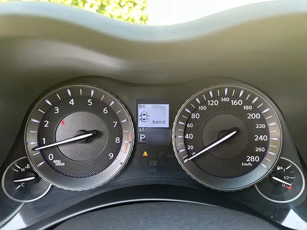 Infiniti Q70 Q70 L 2.5 L Joy