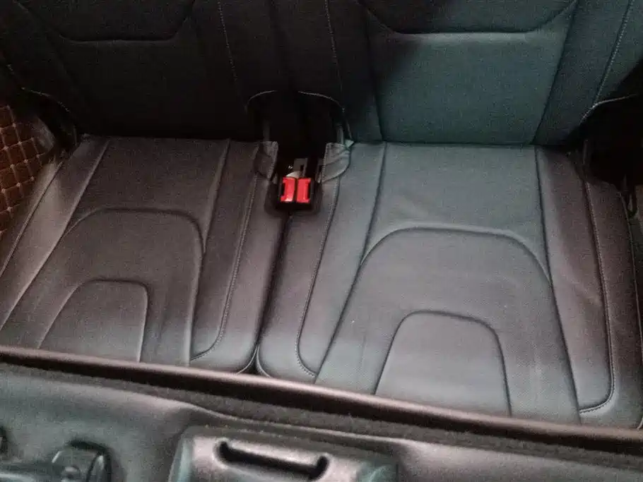 Edge EcoBoost 245 2 WD Sport 7-seat