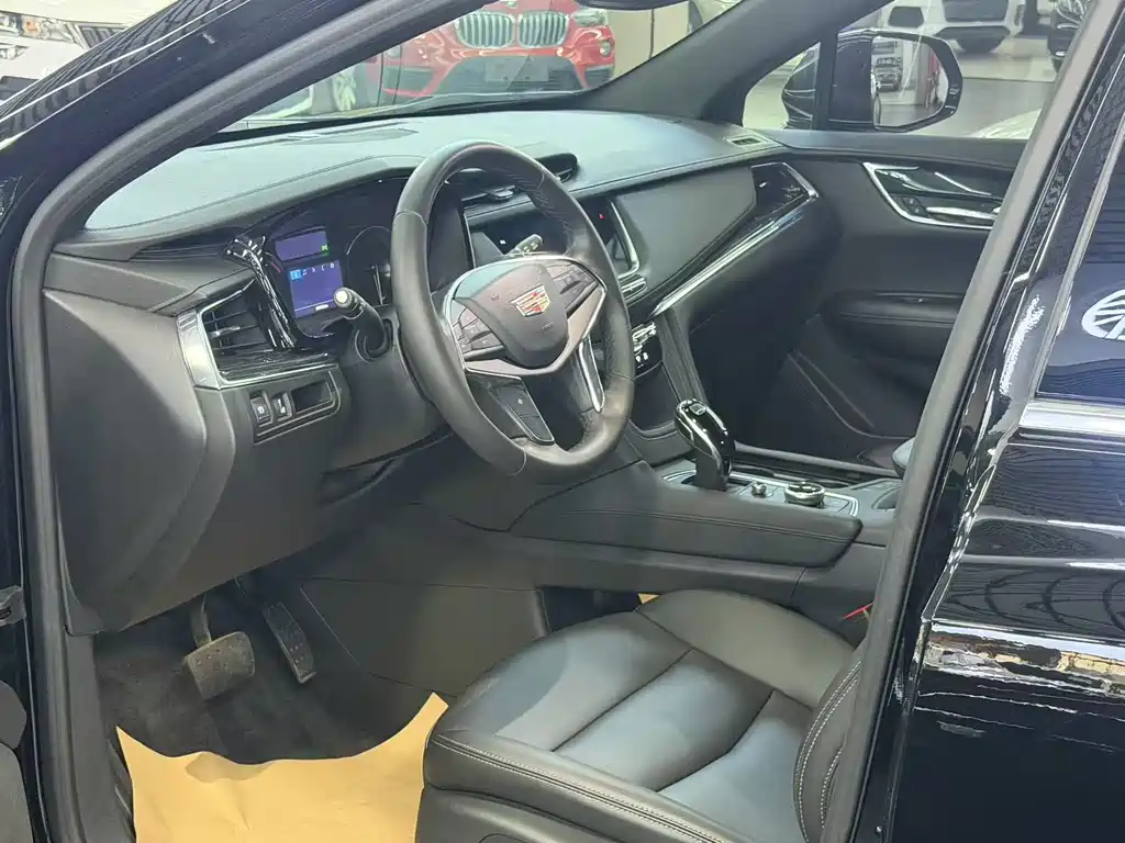Cadillac XT5 2.0 T 2 WD Luxury