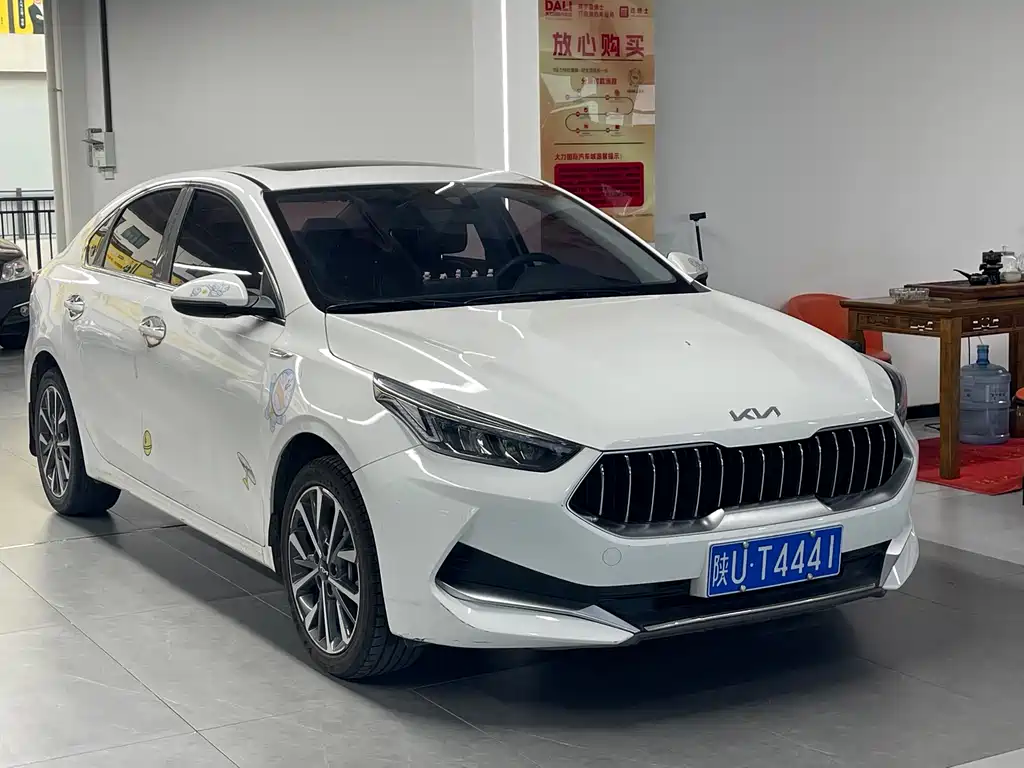 Kia K3 1.5 L CVT Fashion