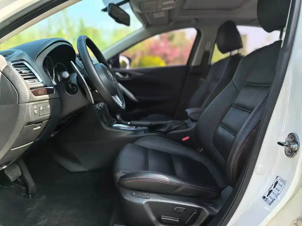 Atenza 2.5 L Blue Sky Sport