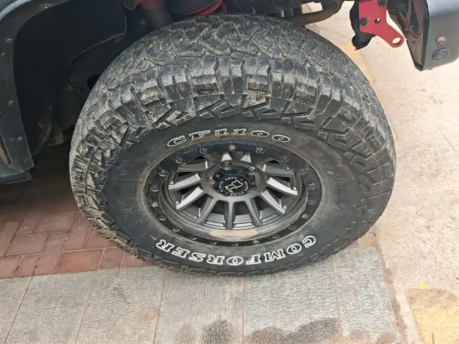 Wrangler 2.0 T Sahara 4-door