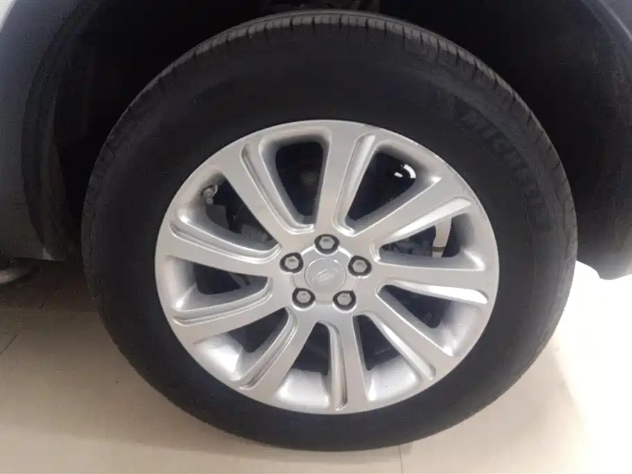 Discovery Sport 240 PS PURE CN-V