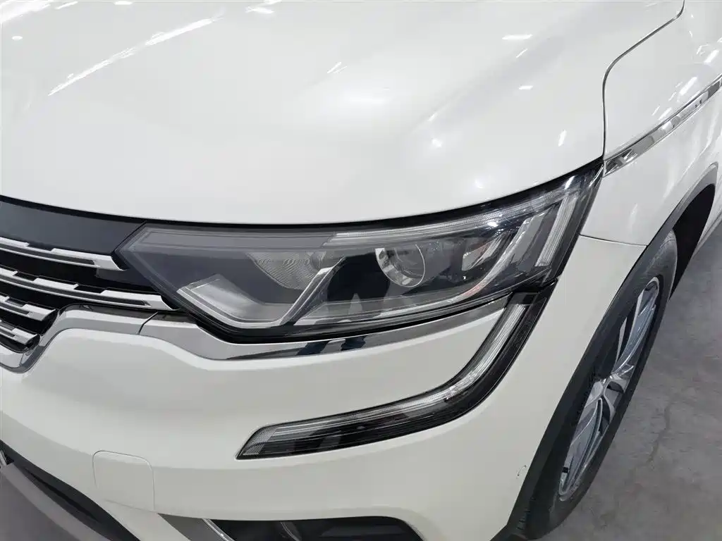 Koleos 2.5 L 4 WD Supreme