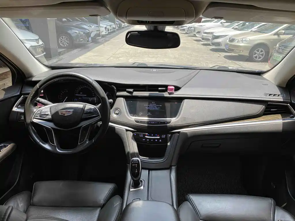 Cadillac XT5 28 T 4 WD Luxury