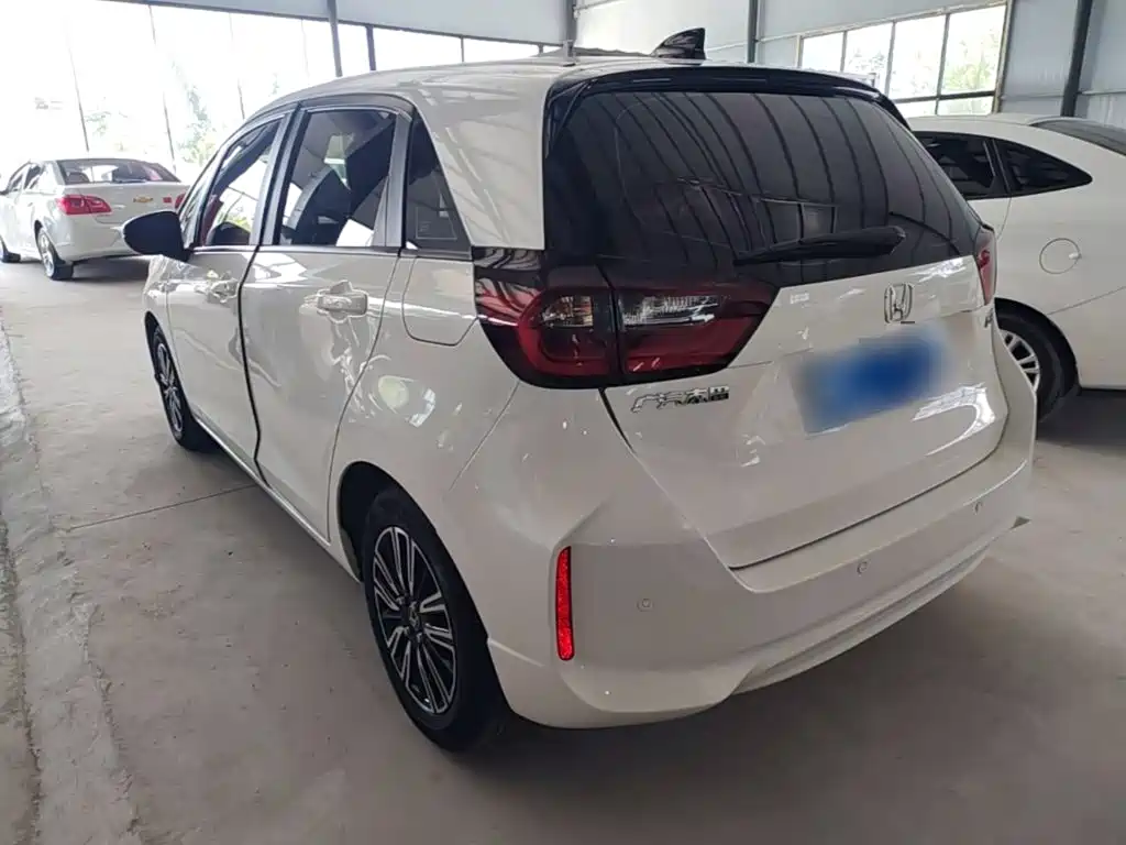 Fit 1.5 L CVT Trend Sport Pro