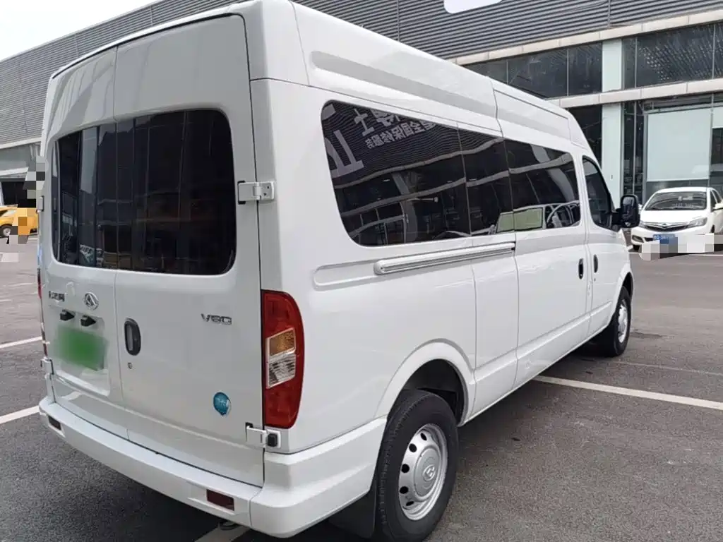 Xintu V80 2.0 T Manual Classic Aoyuntong LWB Mid Roof 6 7 8 9-seat