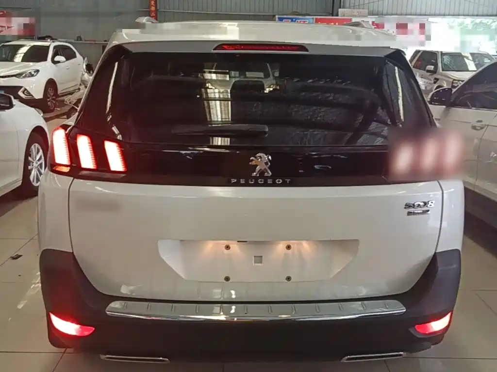Peugeot 5008 350 THP 5-seat Elite