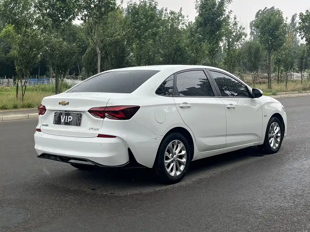 Monza 1.5 L DCT Pleasure