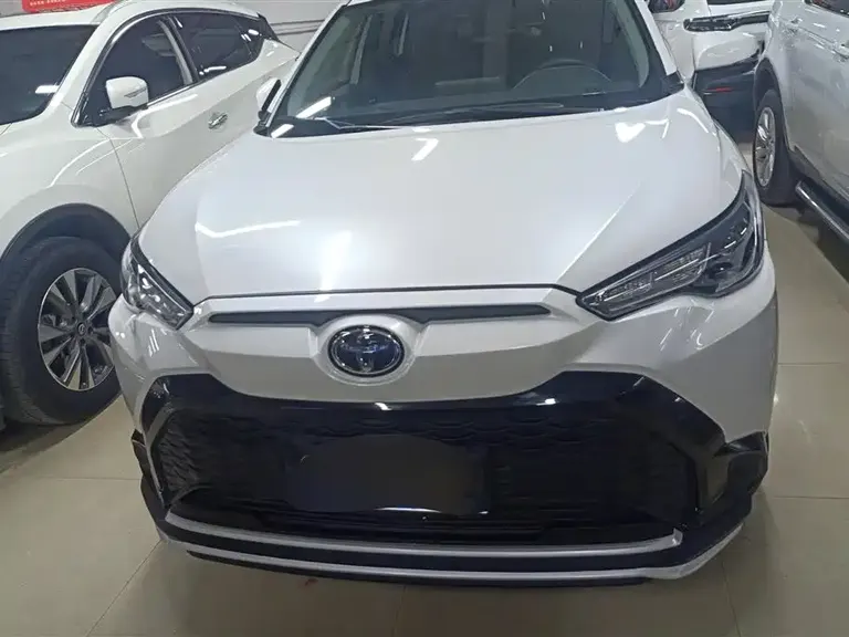 Toyota Frontlander 2.0 L CVT Elite