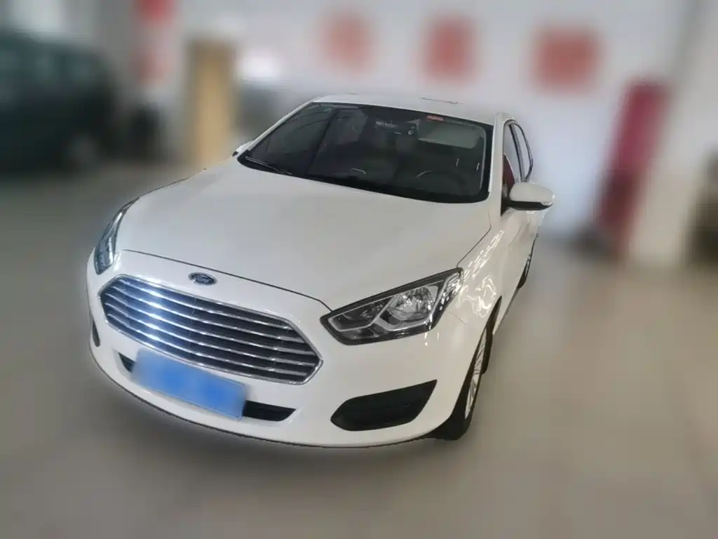 Escort Facelift 1.5 L Auto Comfort