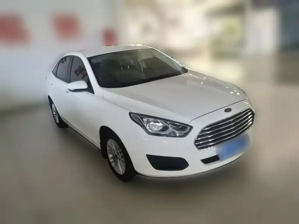 Escort Facelift 1.5 L Auto Comfort