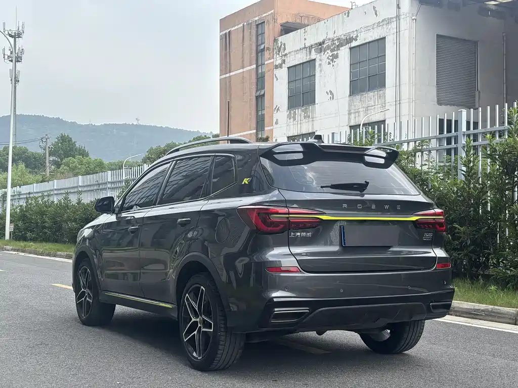 Roewe RX5 荣威RX5 2023款 PLUS 330 TGI 自动领潮智享版
