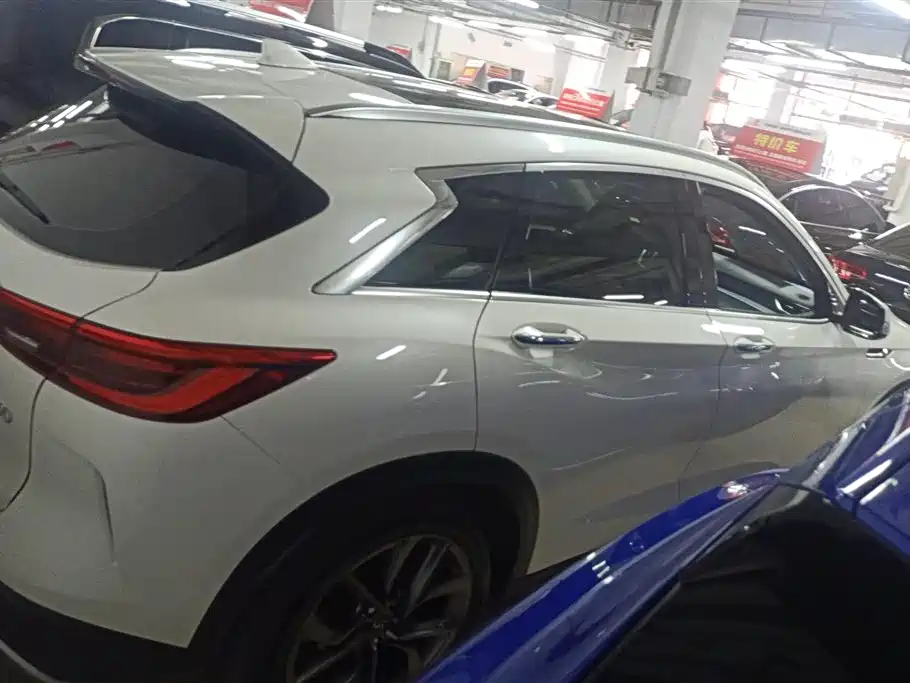 Infiniti QX50 英菲尼迪QX50 2020款 2.0 T 四驱智能版