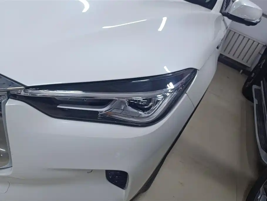 Infiniti QX50 英菲尼迪QX50 2020款 2.0 T 四驱智能版