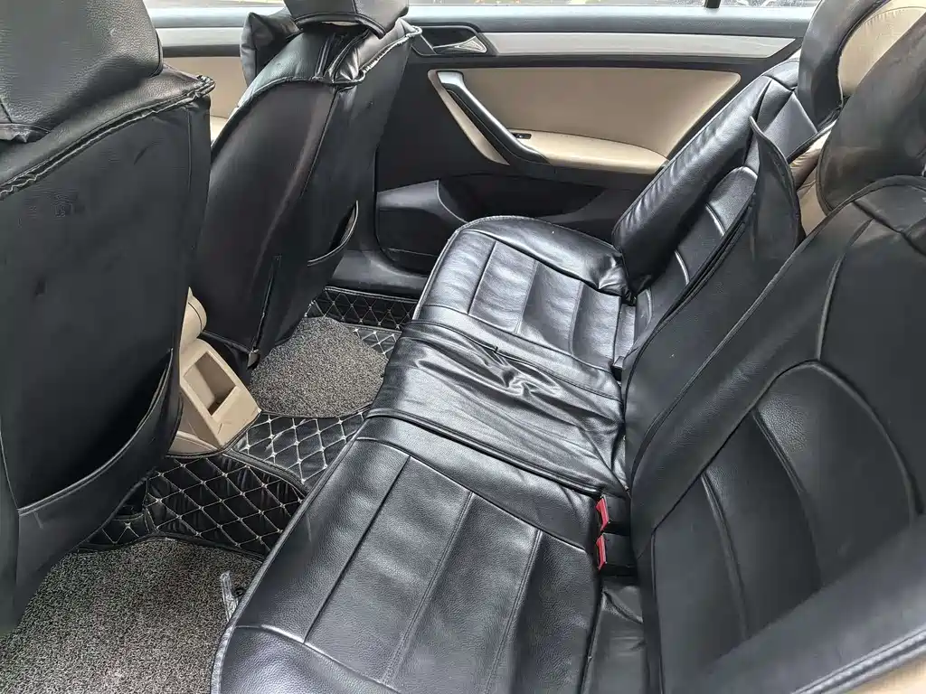 Jetta 1.6 L Auto Comfort