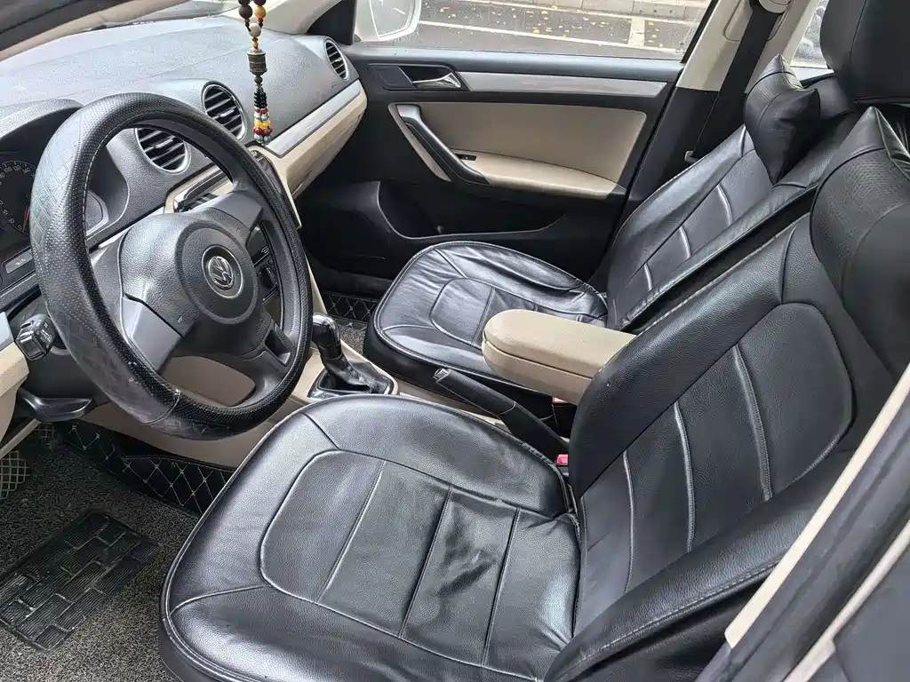 Jetta 1.6 L Auto Comfort