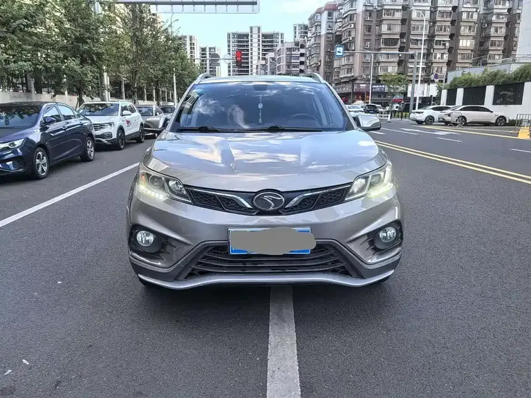 Soueast DX3 1.5 T CVT Distinguished