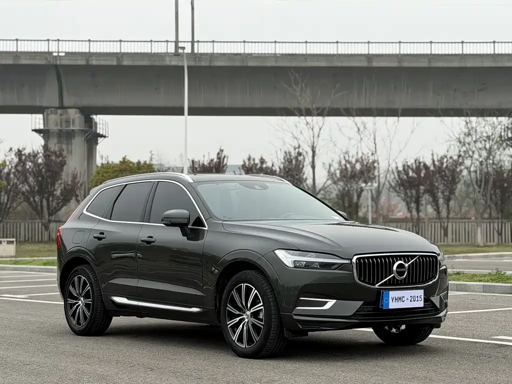 Volvo XC60 T5 4 WD Smart Vision Luxury