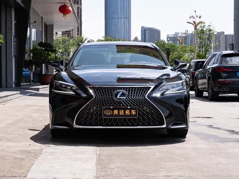 Lexus LS 500 h Executive CN-V