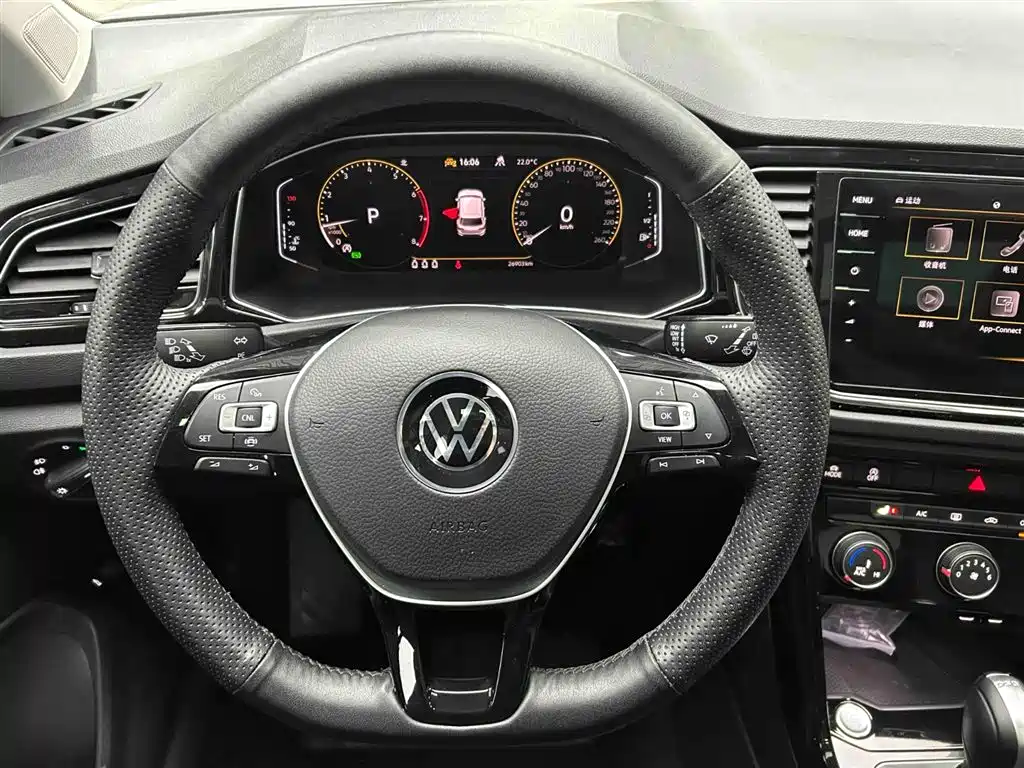 T-ROC 280 TSI DSG 2 WD Comfort Enjoyment PLUS