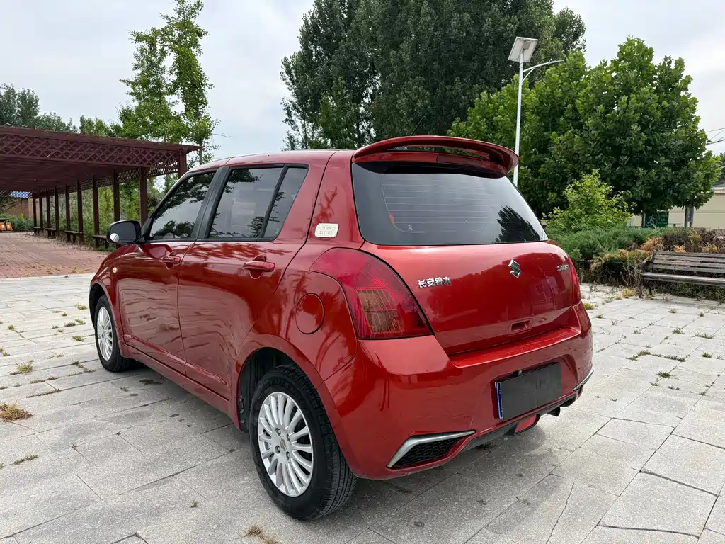 Swift 1.3 L Manual Standard