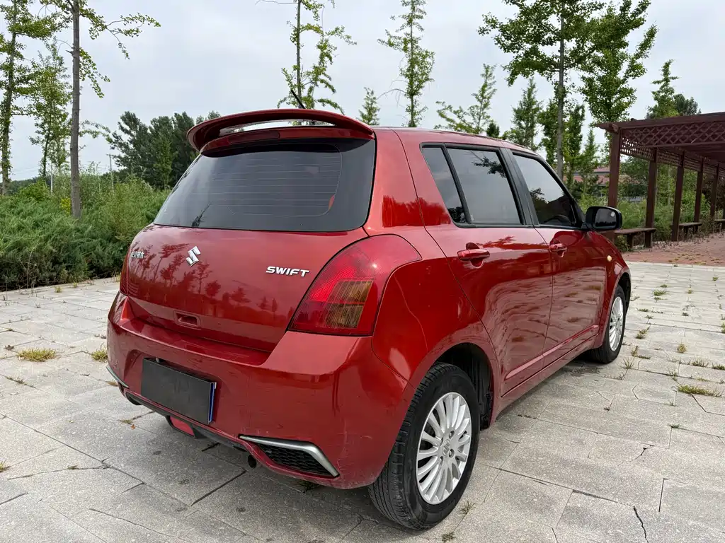 Swift 1.3 L Manual Standard