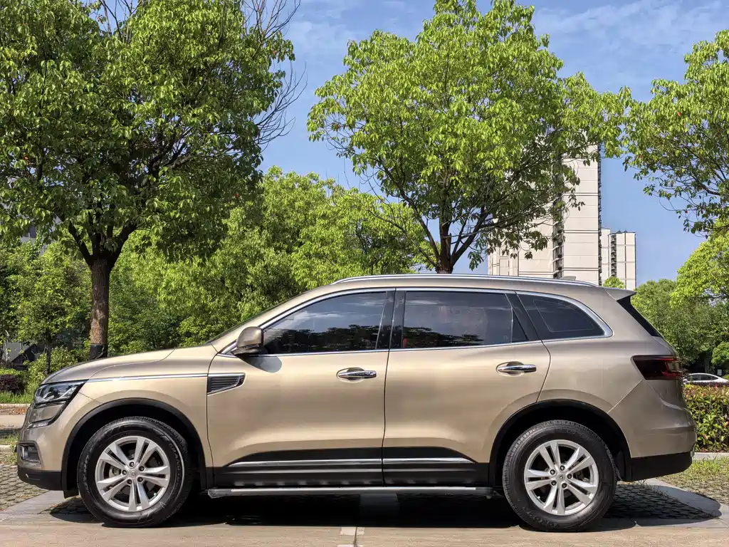 Koleos 2.0 L 2 WD Luxury
