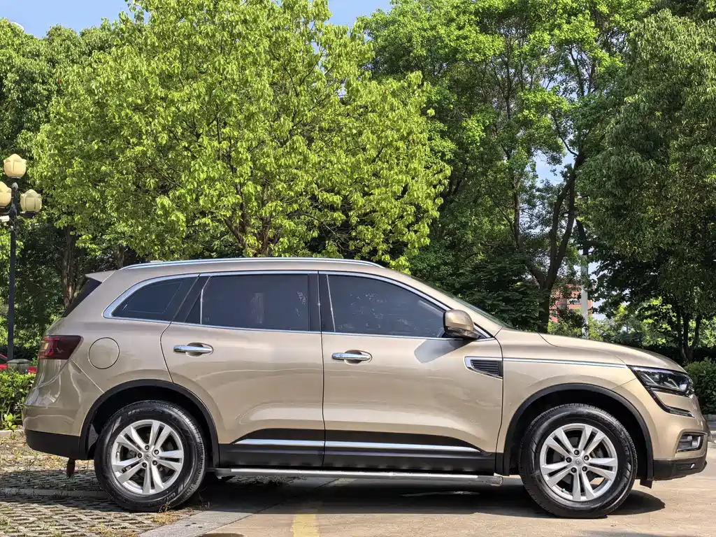 Koleos 2.0 L 2 WD Luxury