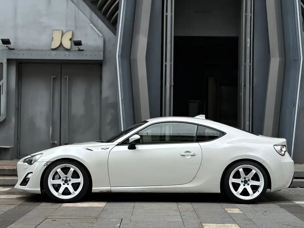 Toyota 86 2.0 L Manual Luxury