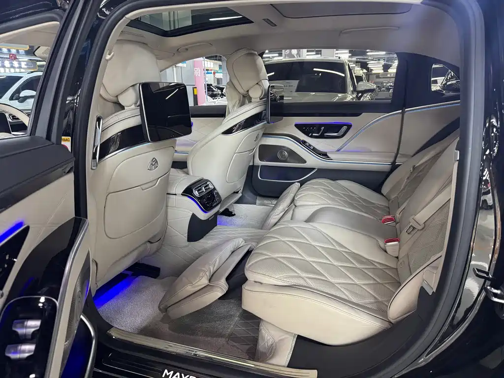 Maybach S-Class S 480 4 MATIC