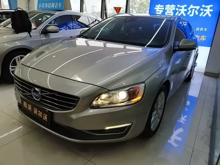 Volvo V60 T5 Smart Ease