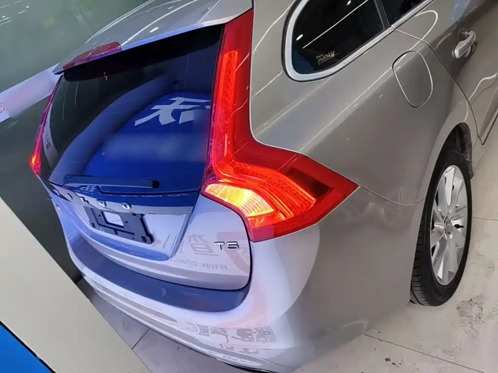 Volvo V60 T5 Smart Ease