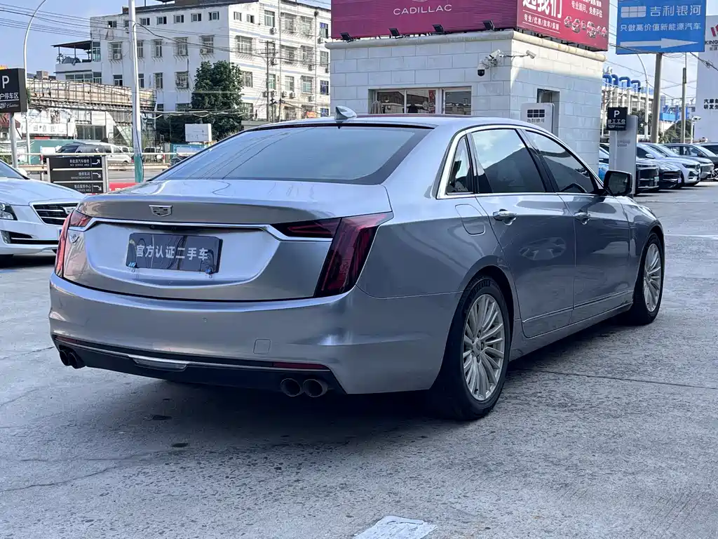 Cadillac CT6 28 T Fashion
