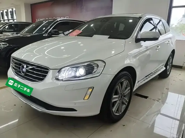 Volvo XC60 T5 AWD Smart Vision