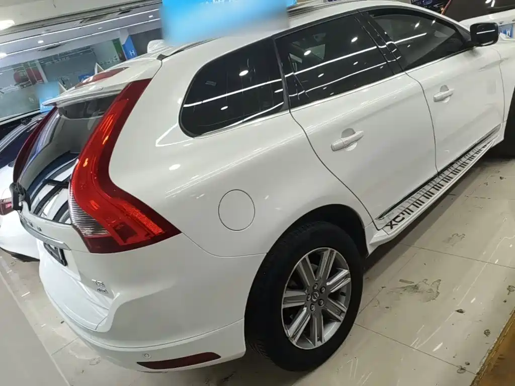 Volvo XC60 T5 AWD Smart Vision