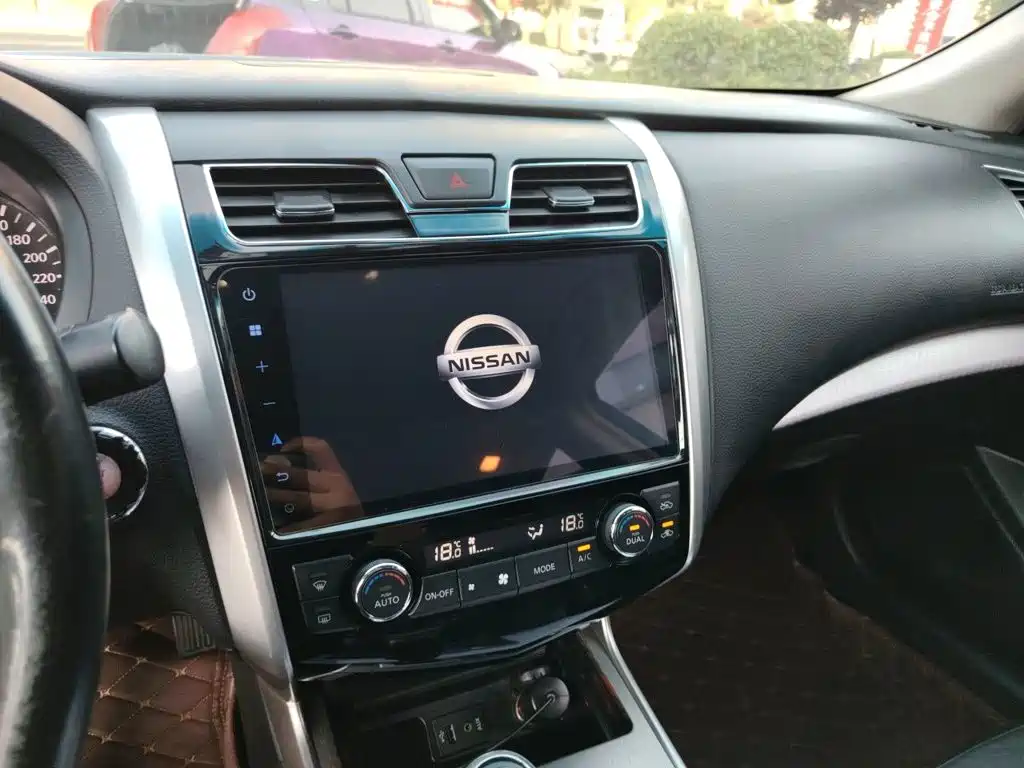 Teana 2.0 L XL Smart Progress