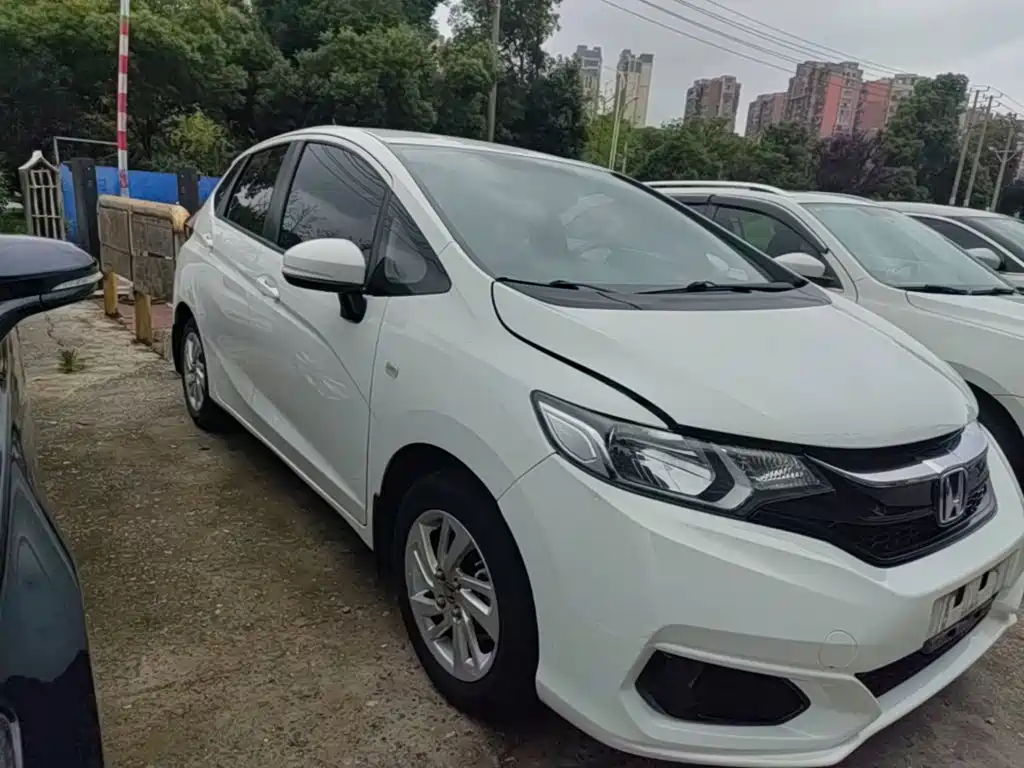 Fit 1.5 L CVT Comfort