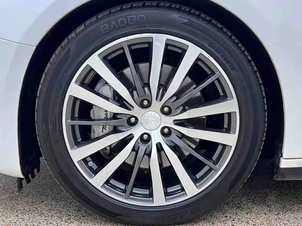Ghibli 3.0 T Standard