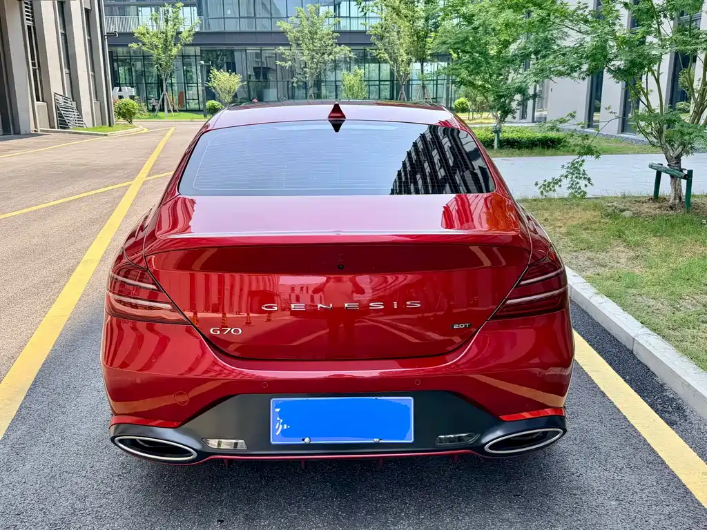 Genesis G70 捷尼赛思G70 2023款 2.0 T 后驱豪华版