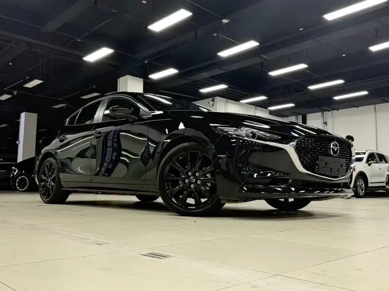 Mazda 3 Axela 2.0 L Auto Quality Wise Obsidian